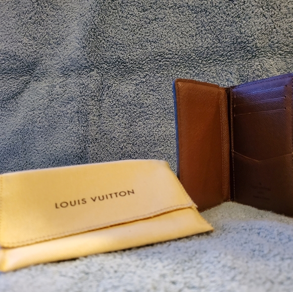 Louis Vuitton Monogram card case - Picture 2 of 5